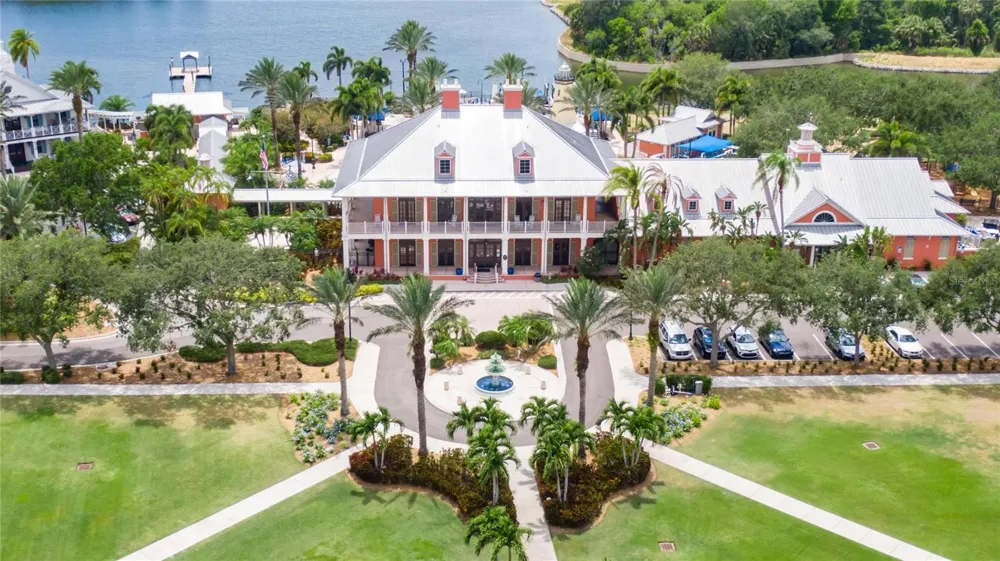 5318 GOLDEN ISLES DRIVE Apollo Beach, FL 33572