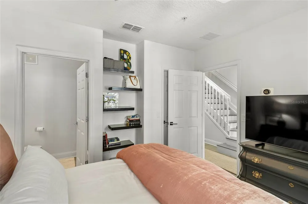 1675 PROSPECT AVENUE Orlando, FL 32814