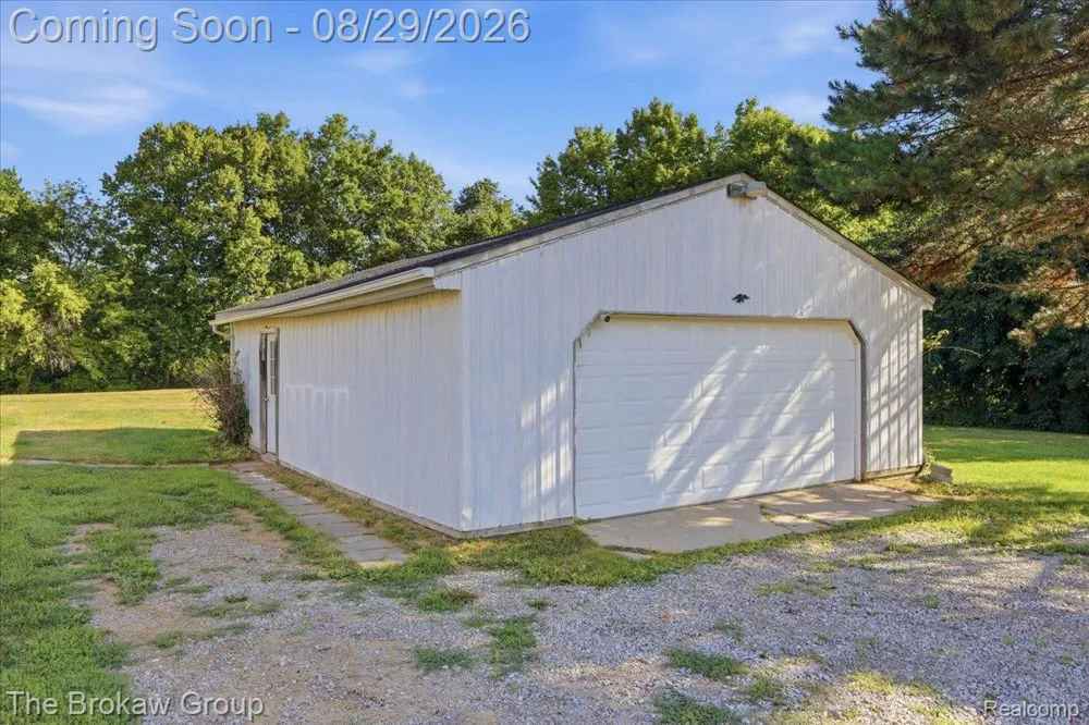 5411 Hess Road Dryden Township, MI 48428