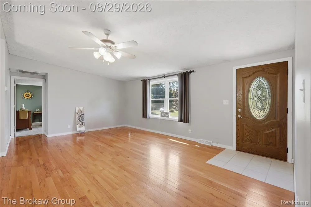 5411 Hess Road Dryden Township, MI 48428