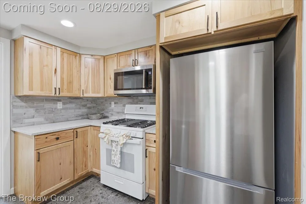 5411 Hess Road Dryden Township, MI 48428