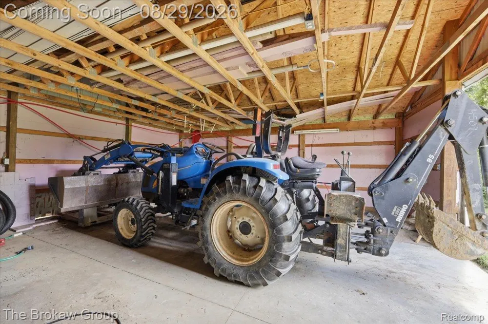 5411 Hess Road Dryden Township, MI 48428
