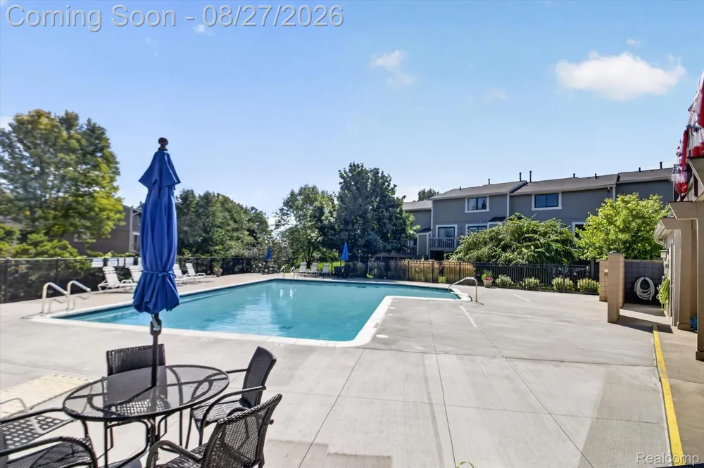 846 YORKTOWN CRT Northville City, MI 48167