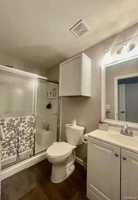 47520 Pembroke Drive Canton Charter Township, MI 48188