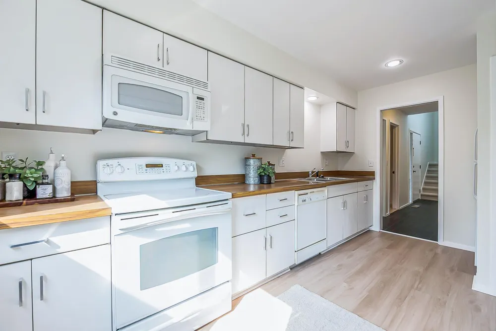 1 Westbury Court Ann Arbor City, MI 48105