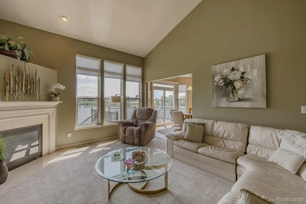 159 Stony Lake Drive Oxford Charter Township, MI 48371
