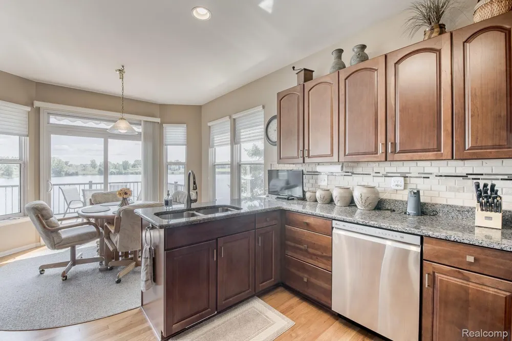 159 Stony Lake Drive Oxford Charter Township, MI 48371