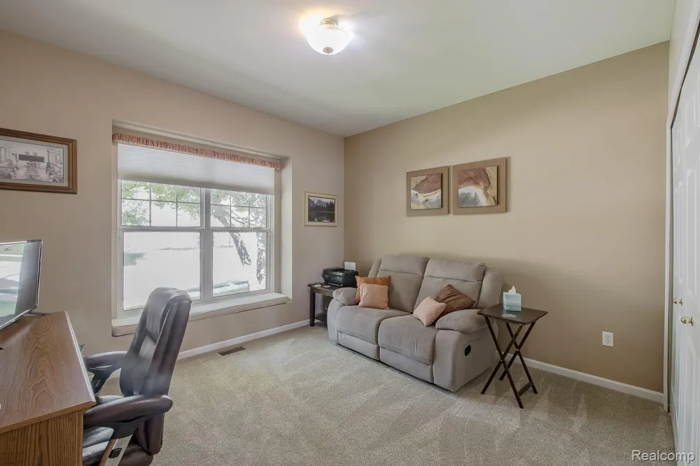159 Stony Lake Drive Oxford Charter Township, MI 48371