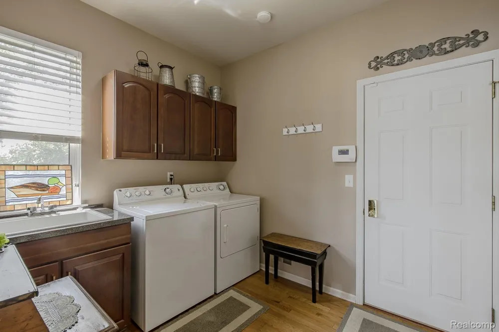 159 Stony Lake Drive Oxford Charter Township, MI 48371