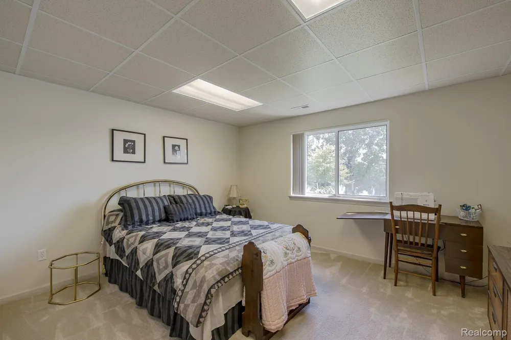159 Stony Lake Drive Oxford Charter Township, MI 48371