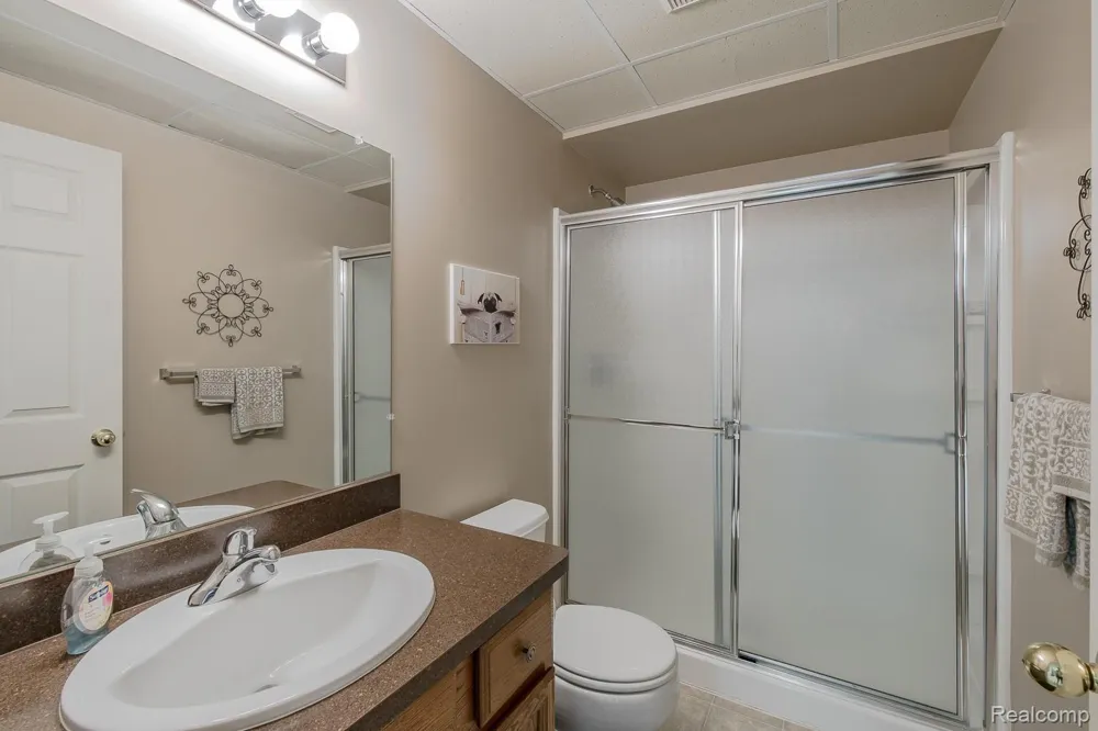 159 Stony Lake Drive Oxford Charter Township, MI 48371