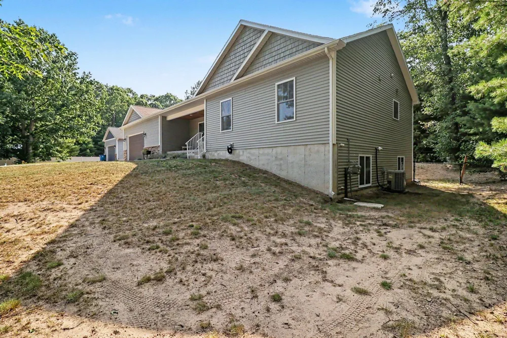 2047 Lakeshore Drive Hamlin Township, MI 49431
