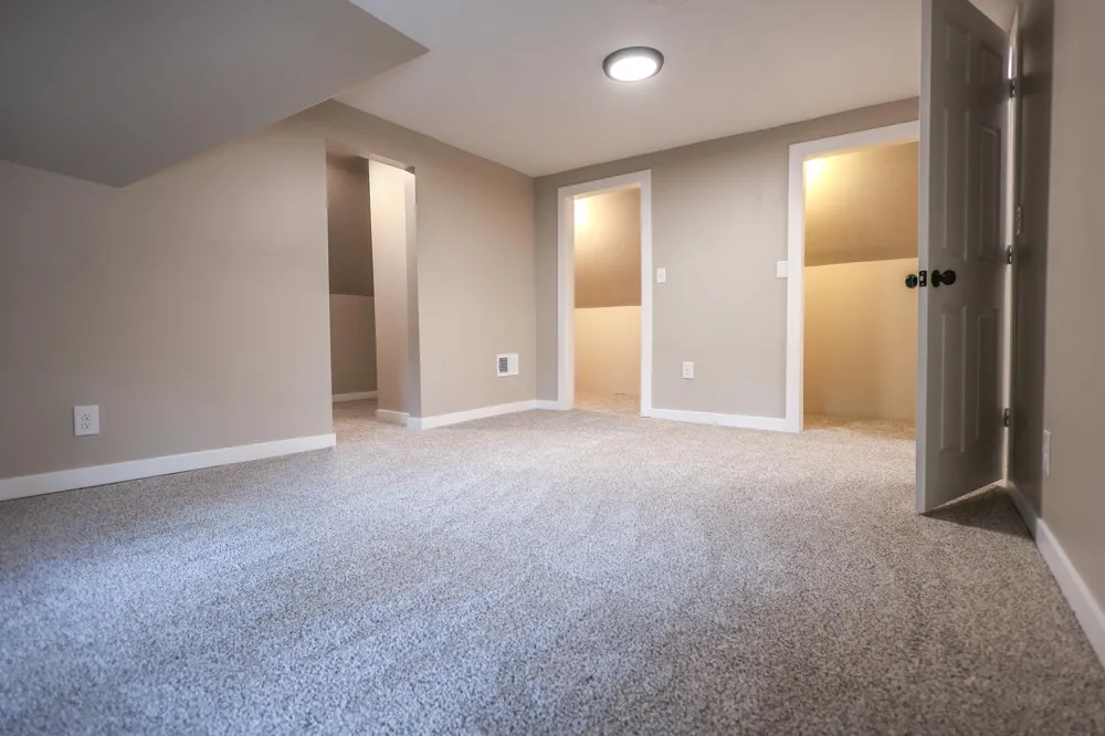 318 Catherine Avenue Muskegon City, MI 49442