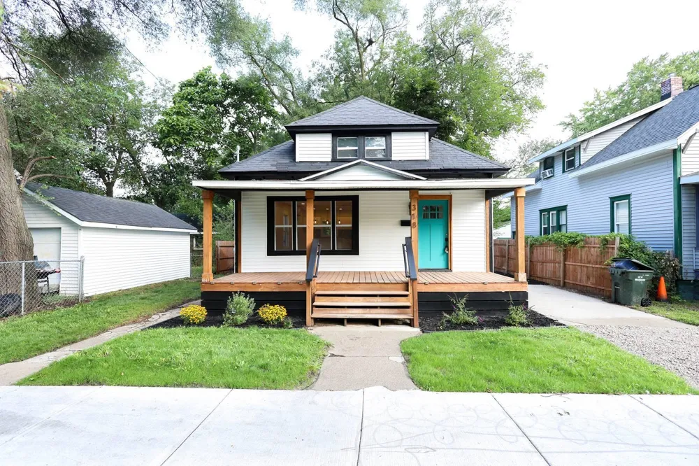 318 Catherine Avenue Muskegon City, MI 49442