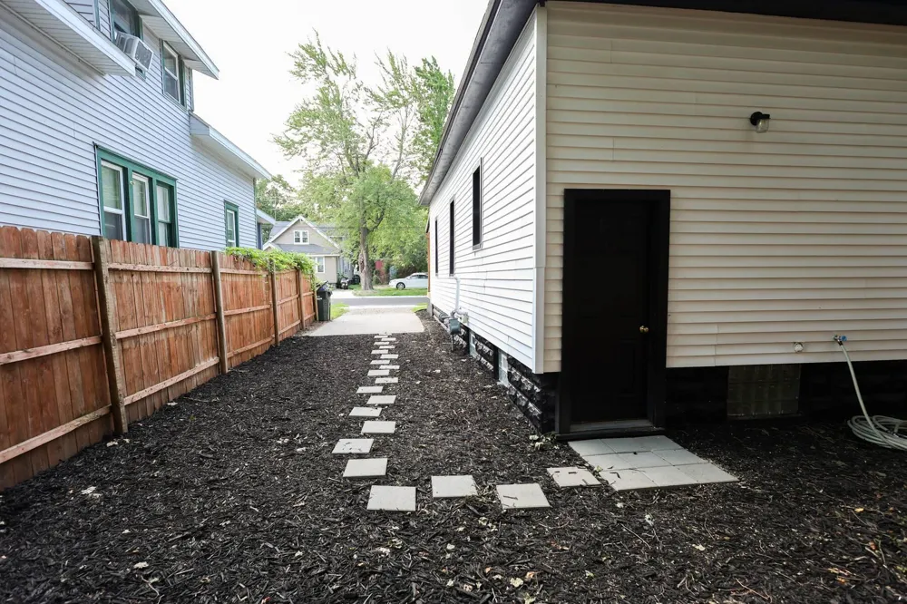 318 Catherine Avenue Muskegon City, MI 49442