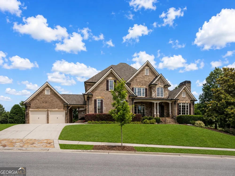 2262 Crimson King DR Braselton, GA 30517