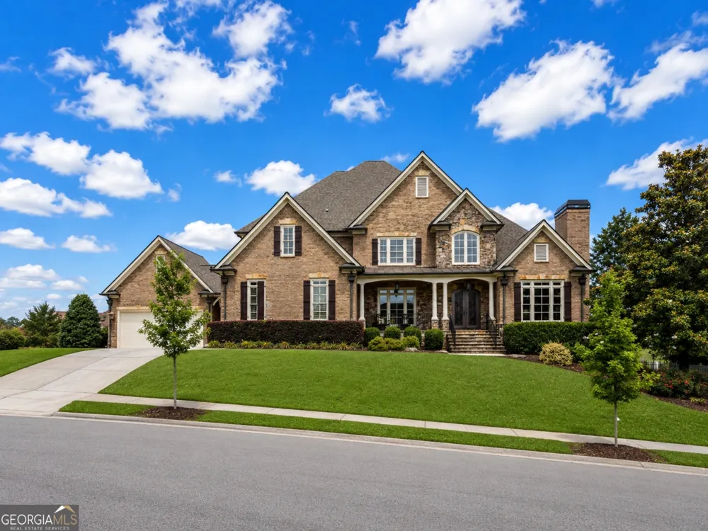 2262 Crimson King DR Braselton, GA 30517