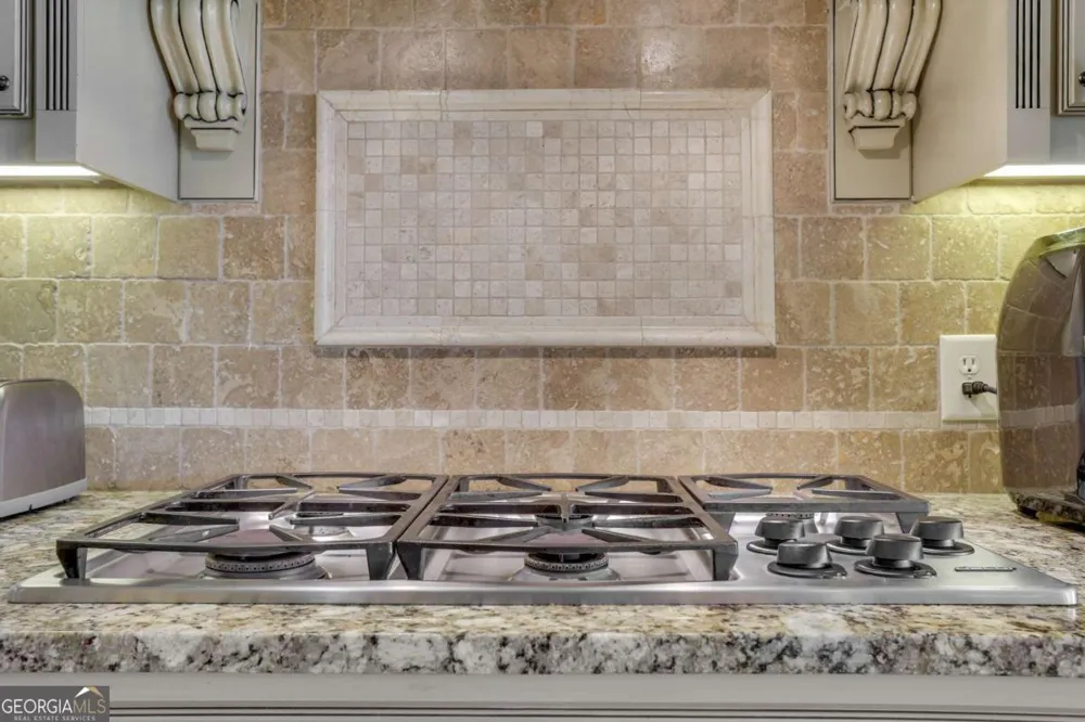 2262 Crimson King DR Braselton, GA 30517
