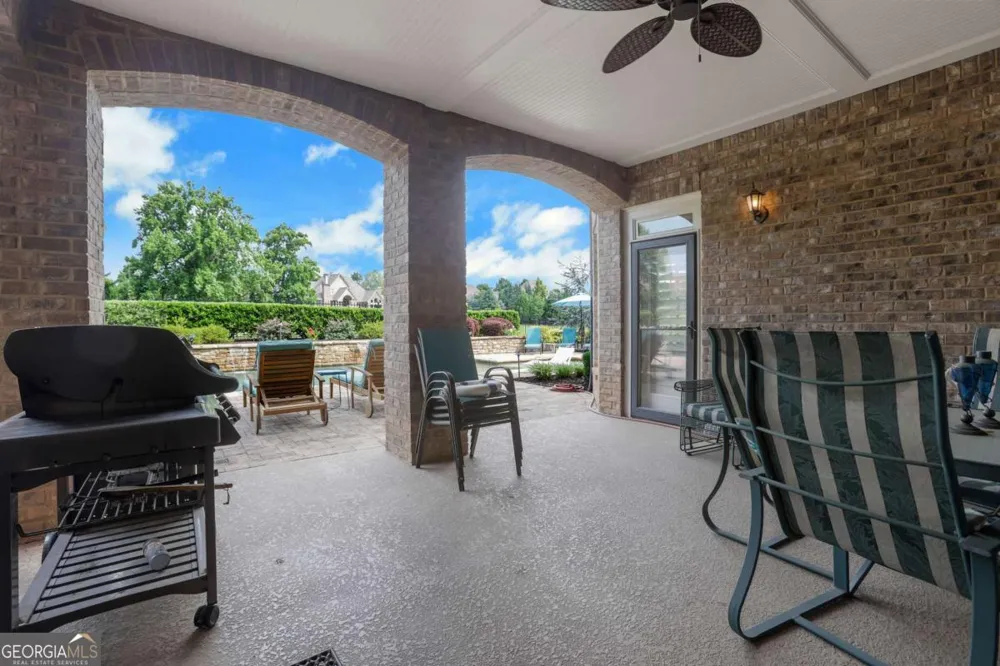 2262 Crimson King DR Braselton, GA 30517