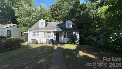 1932 Dacian Street