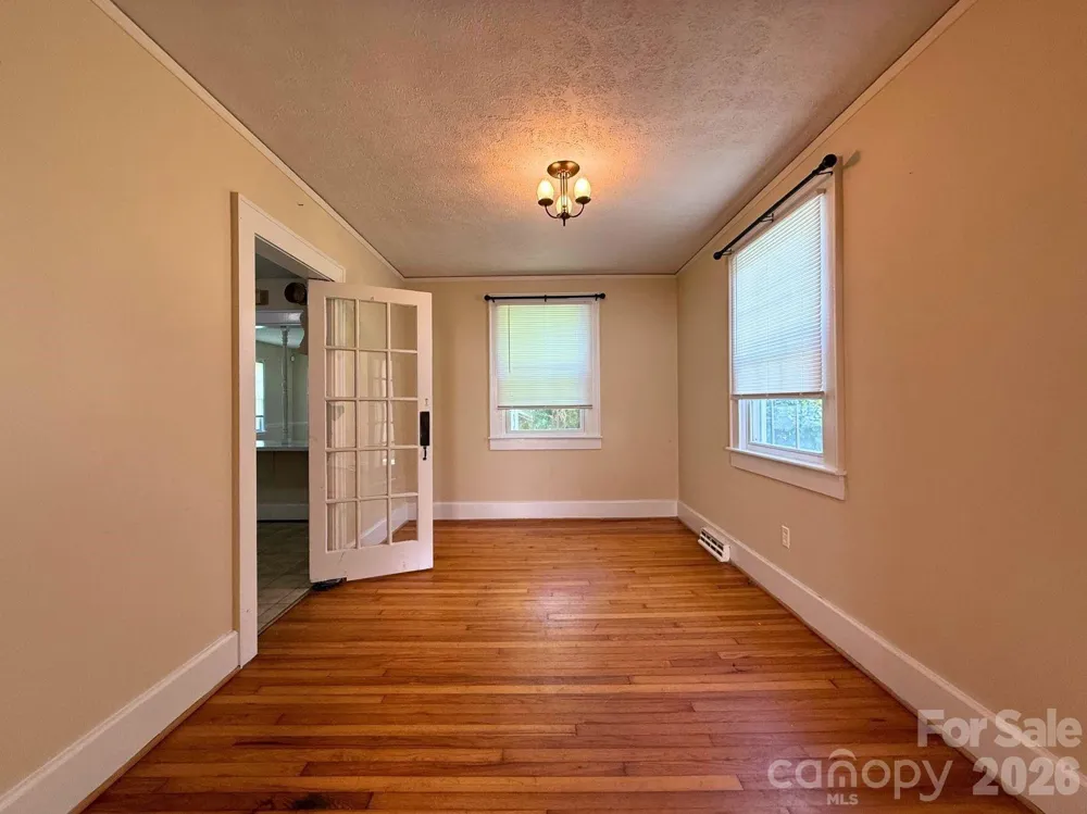 1351 S Aspen Street Lincolnton, NC 28092