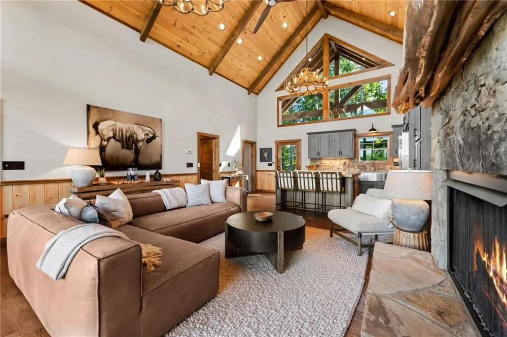 107 Fish Tale Cove Ellijay, GA 30540