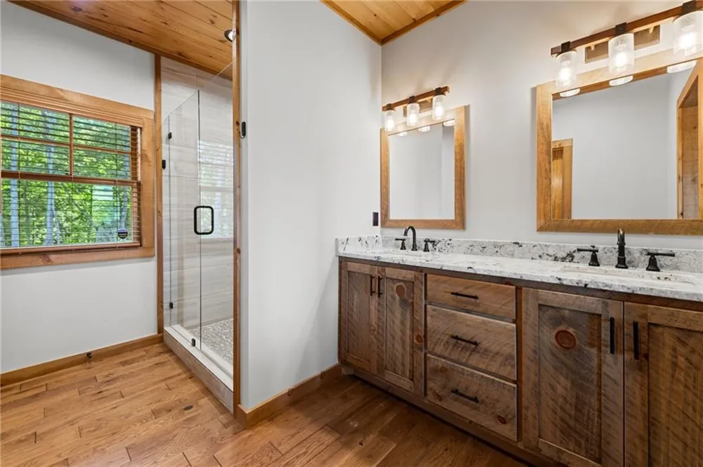 107 Fish Tale Cove Ellijay, GA 30540