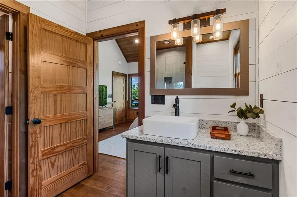 107 Fish Tale Cove Ellijay, GA 30540