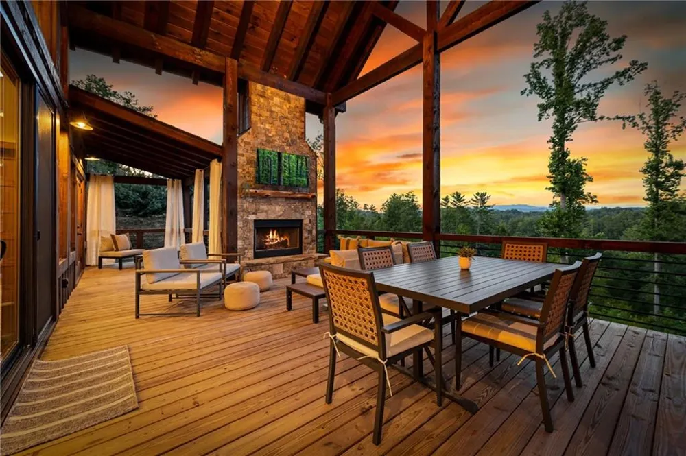 107 Fish Tale Cove Ellijay, GA 30540