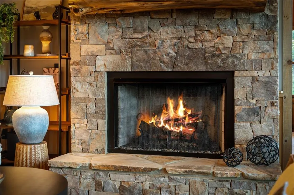 107 Fish Tale Cove Ellijay, GA 30540