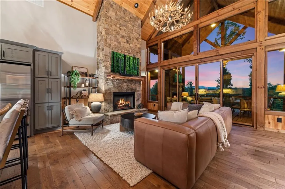 107 Fish Tale Cove Ellijay, GA 30540