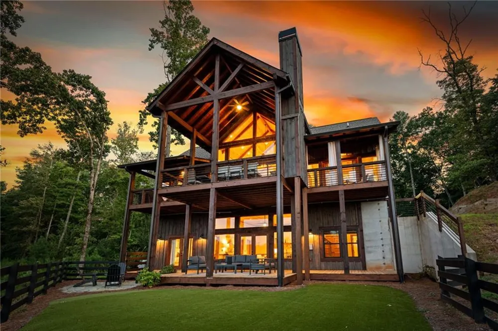 107 Fish Tale Cove Ellijay, GA 30540