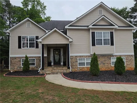 1005 Creek Run Place