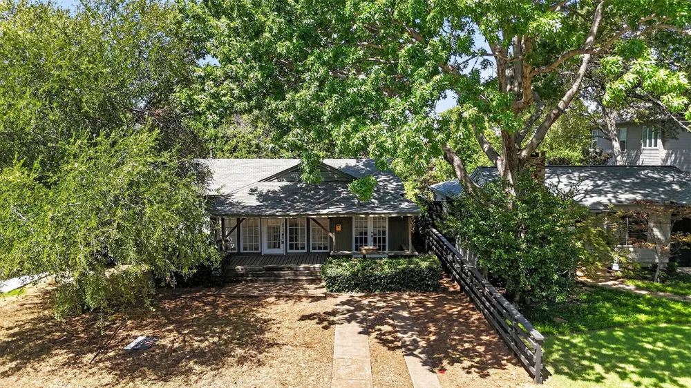 8507 Lakemont Drive Dallas, TX 75209