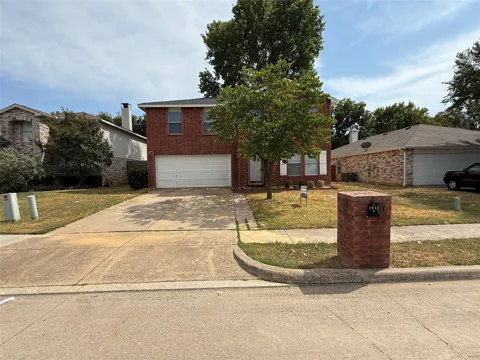 1212 Rambling Brook Trail