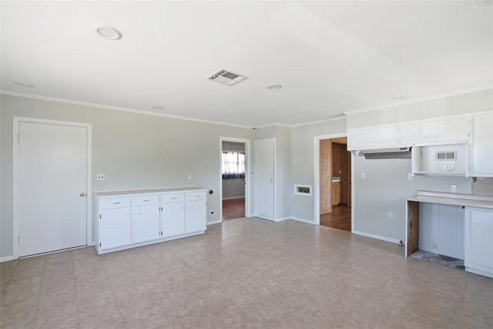 700 E Main Street Hamilton, TX 76531