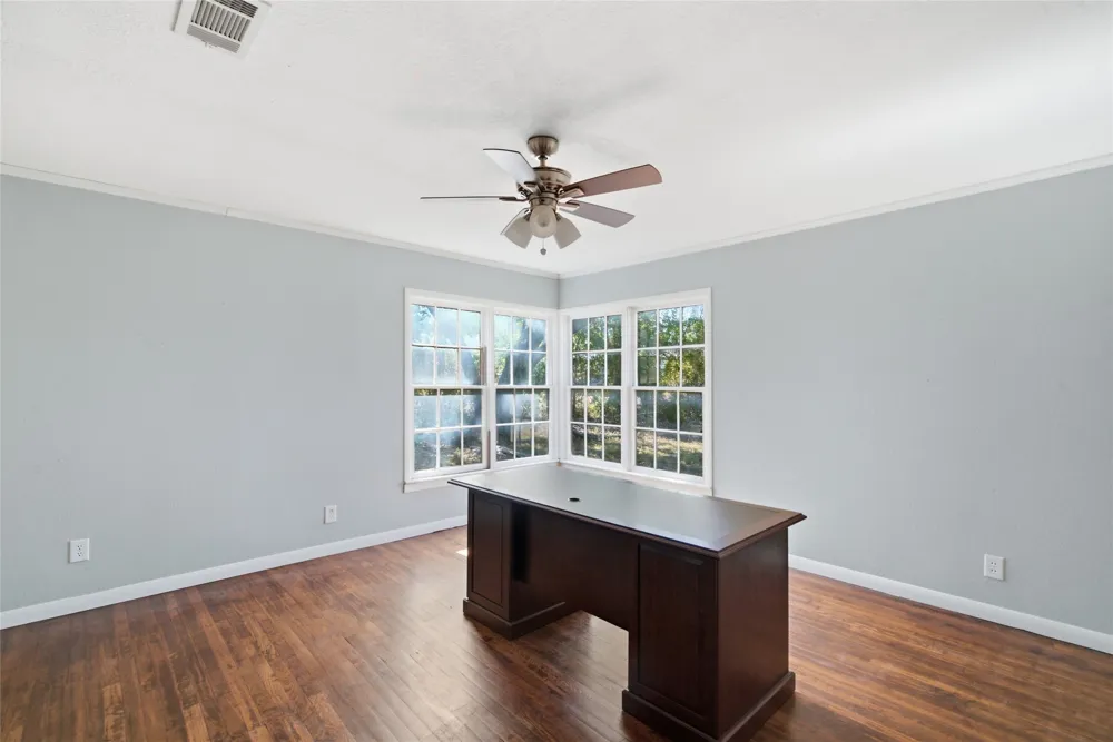 700 E Main Street Hamilton, TX 76531