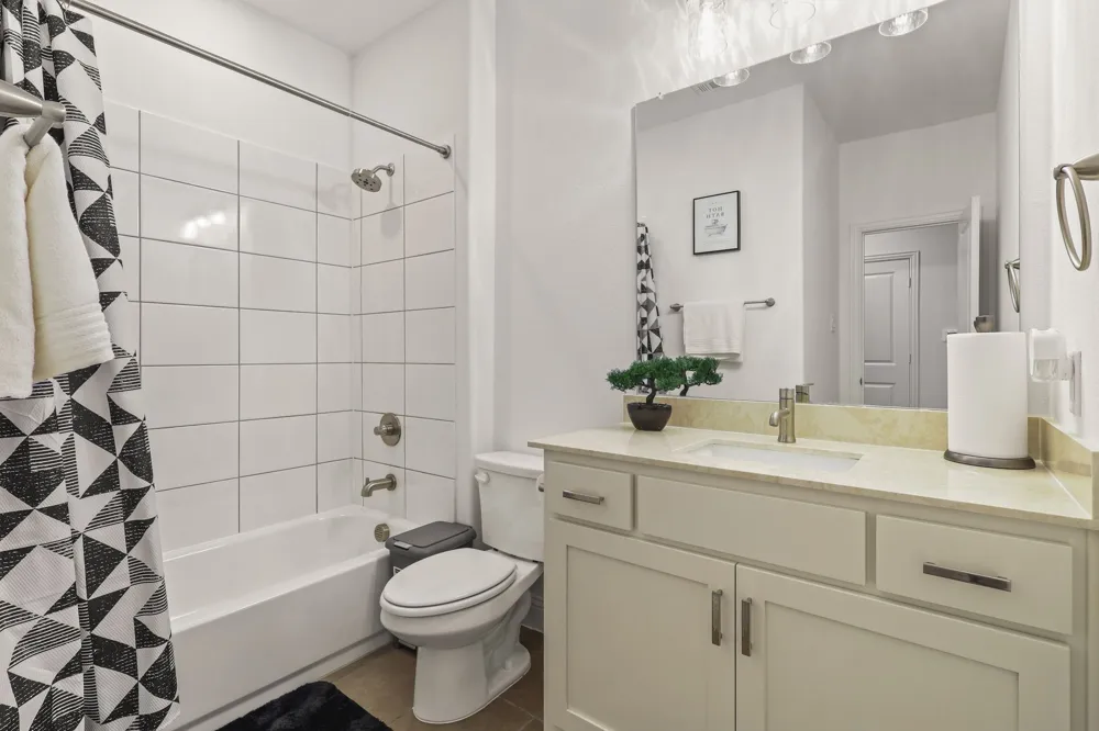 112 Canonbury Drive Lewisville, TX 75067
