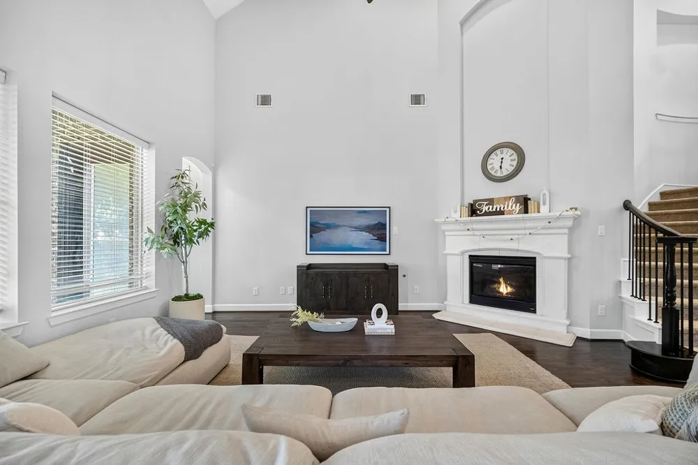 7831 Southfork Bend Irving, TX 75063