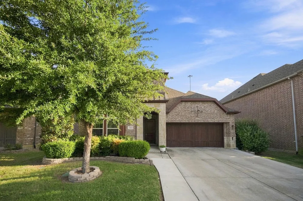 7831 Southfork Bend Irving, TX 75063
