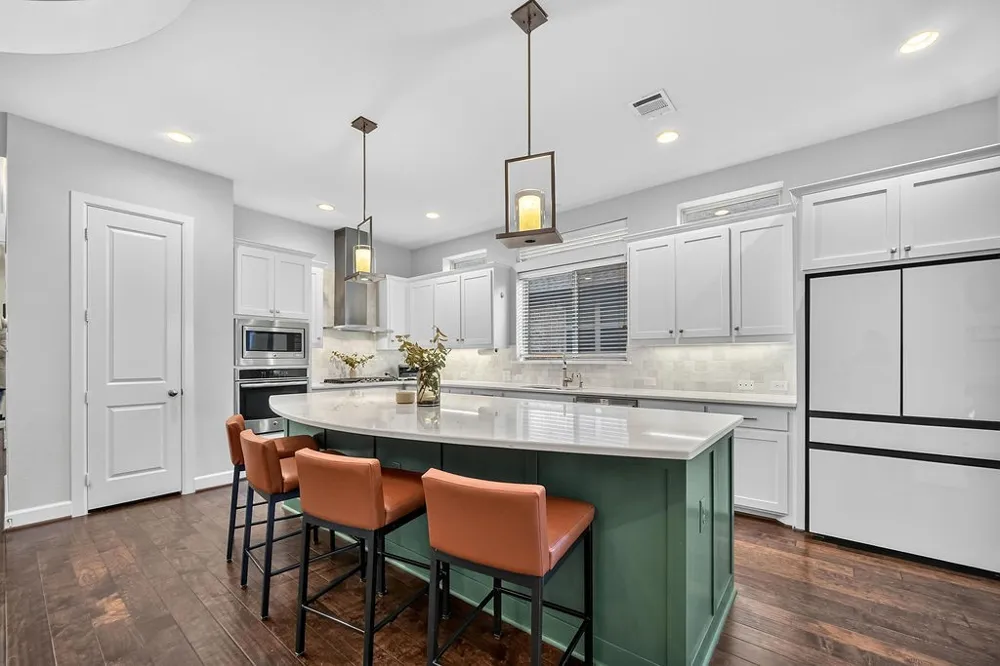 7831 Southfork Bend Irving, TX 75063