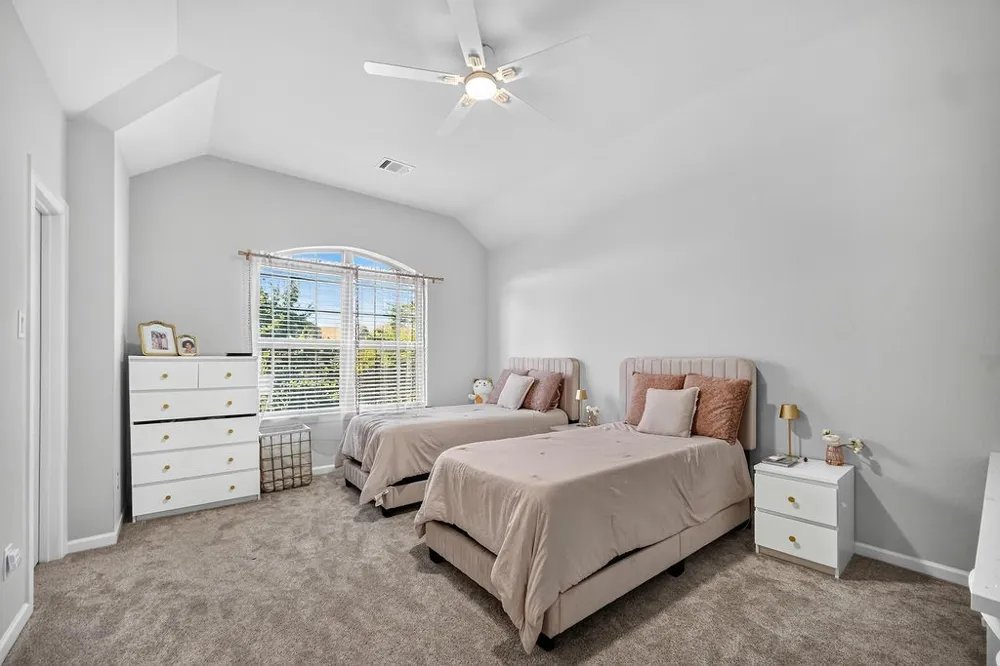 7831 Southfork Bend Irving, TX 75063