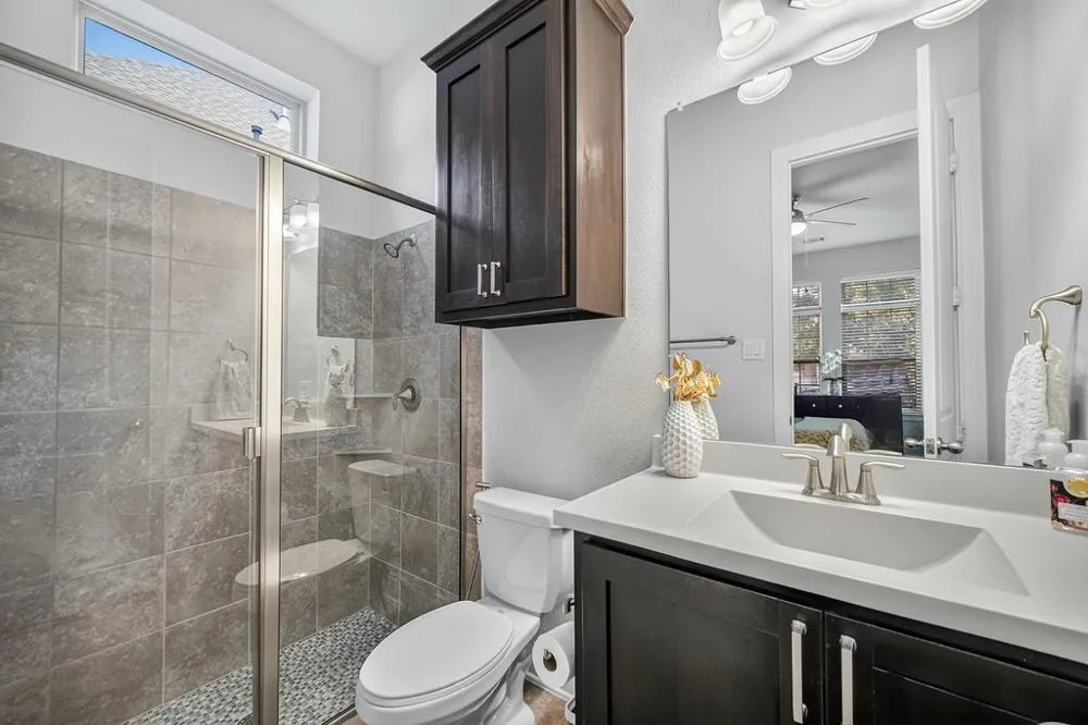 7831 Southfork Bend Irving, TX 75063