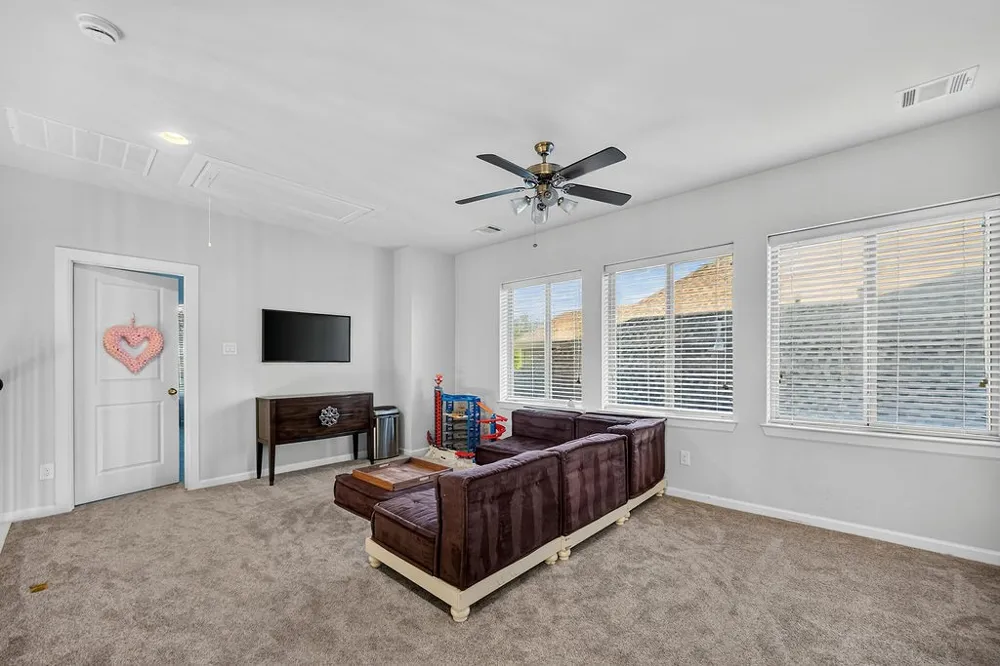 7831 Southfork Bend Irving, TX 75063