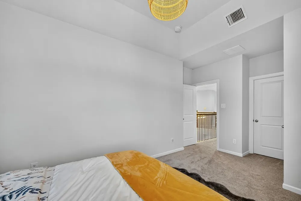 7831 Southfork Bend Irving, TX 75063