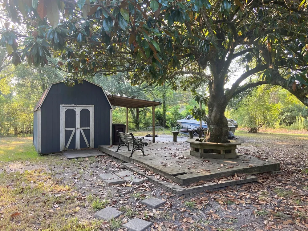 1226 Beagle Road Orange, TX 77632