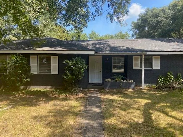 1226 Beagle Road Orange, TX 77632