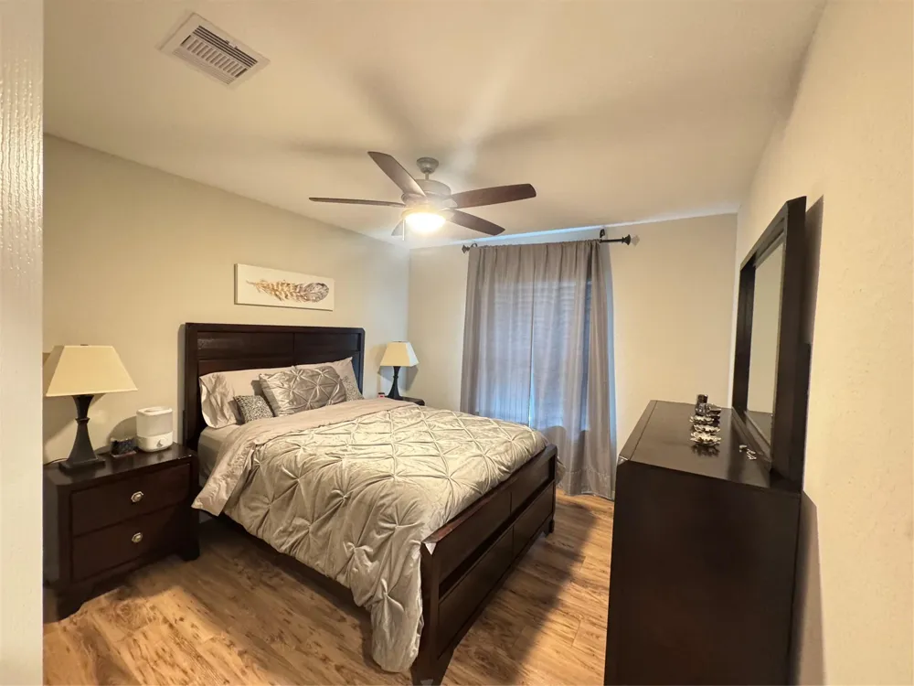 689 Forest Bend Lane La Marque, TX 77568