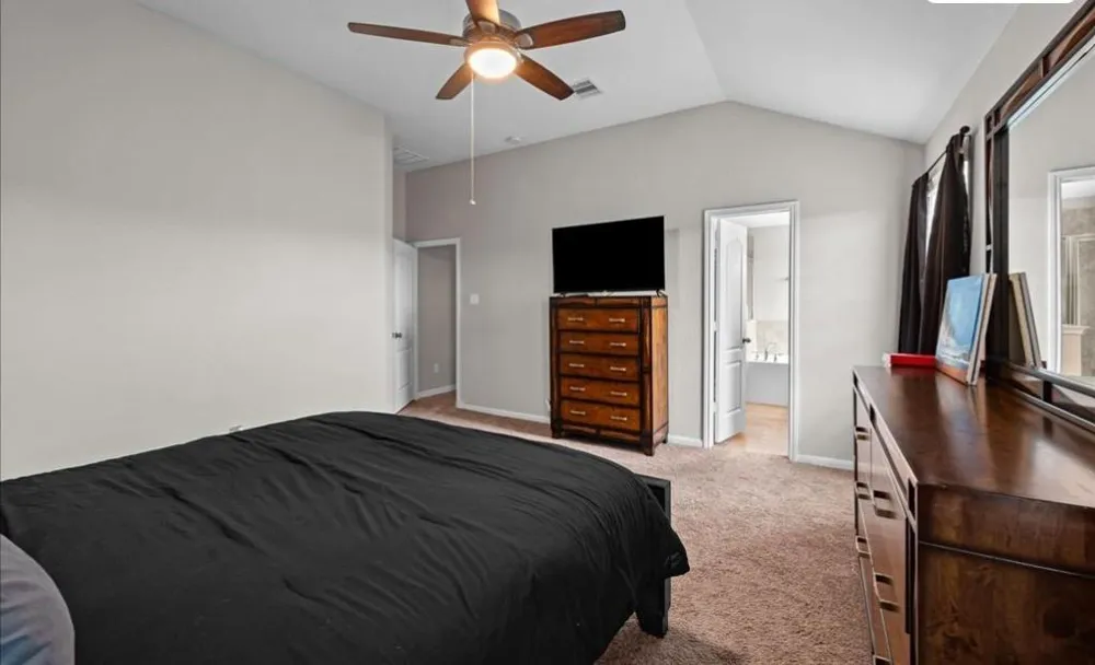 689 Forest Bend Lane La Marque, TX 77568