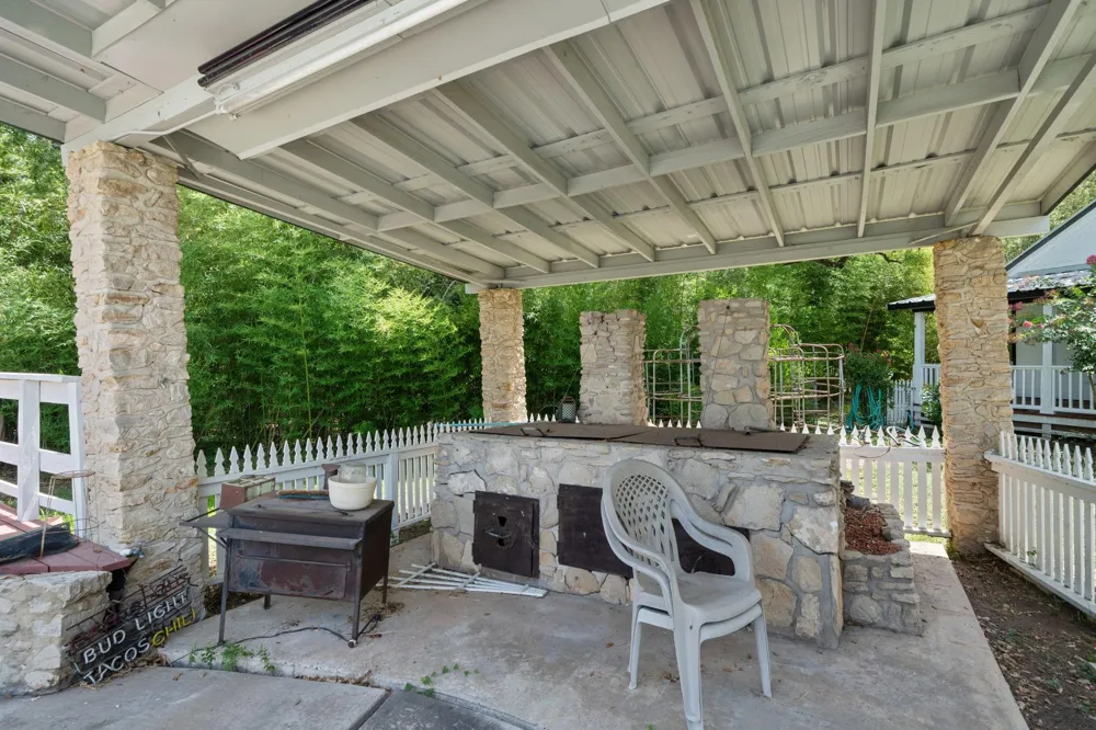 3541 State Highway 159 La Grange, TX 78945
